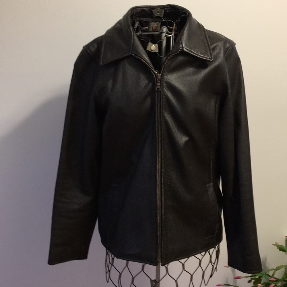 Vintage brown Eddie Bauer leather jacket.